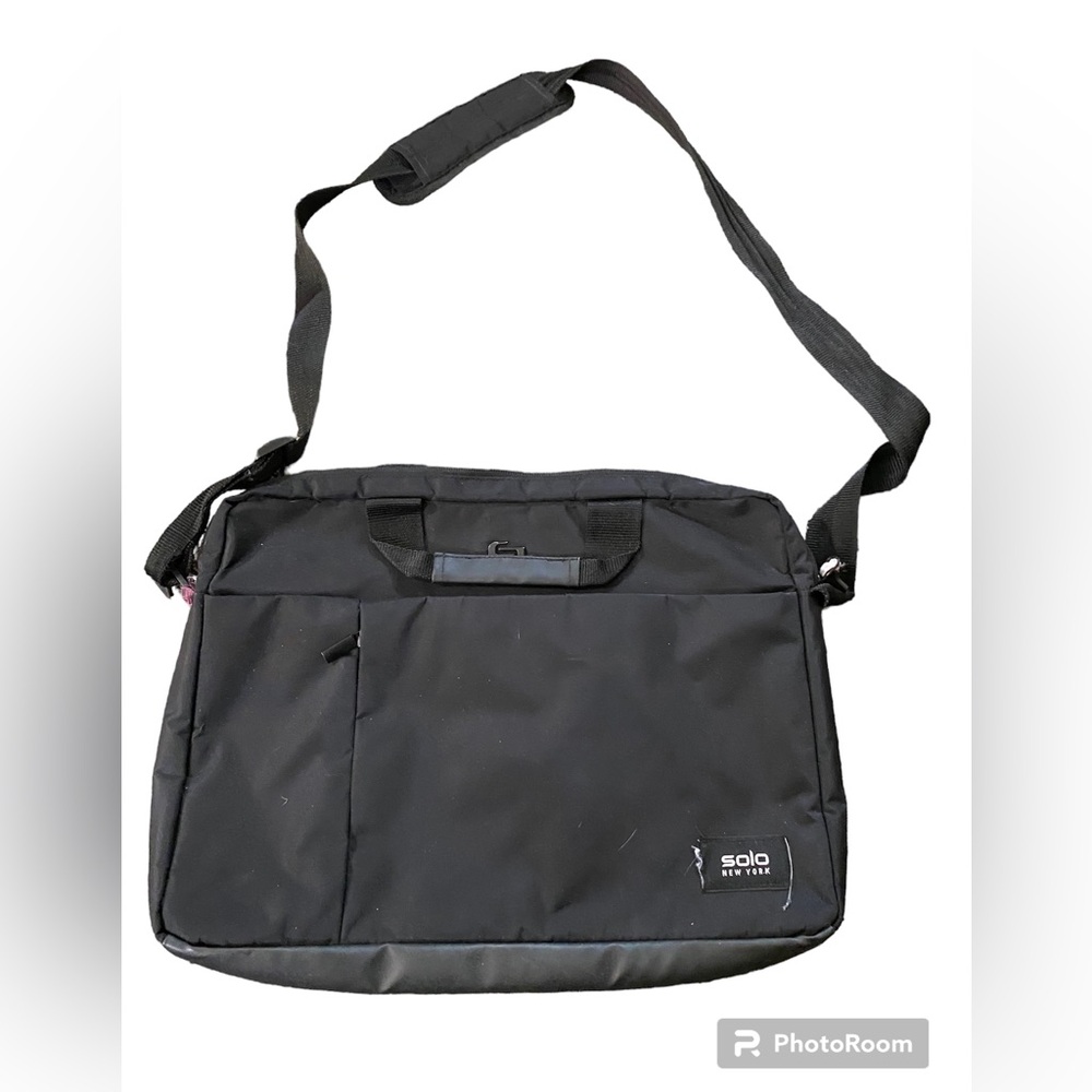 Solo New York black laptop bag, 16” x 12”